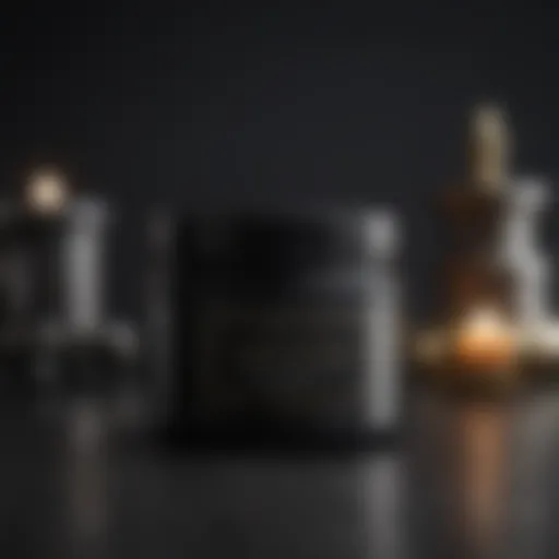 Luxurious Pomade Jar in Classic Black Hue